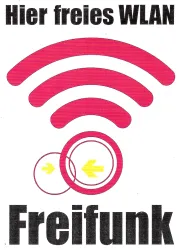 Ein Hinweis auf kostenloses WLAN mit einem Symbol für Internetverbindung. Der Text „Hier freies WLAN“ und „Freifunk“ ist deutlich sichtbar.