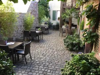 Rebstöckel Gästehaus & Vinothek Hof
