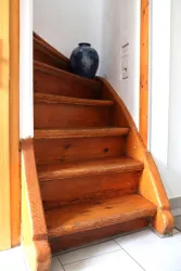 Treppe ins 1 OG.