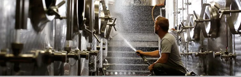Bei der Arbeit ©Weingut Johann Müller