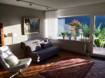 Morgensonne im Wohnzimmer