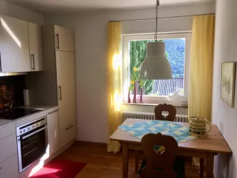 Küche mit Essplatz
