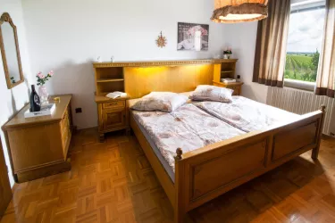 Etage 2 Schlafzimmer Stirnseite Flur (© Silvia Adam-Gürkan)