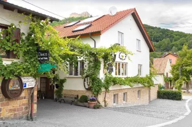 Hausansicht Stammhaus (© Andergasser Stubb)