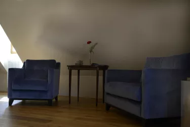Zimmer Zwei Sitzecke