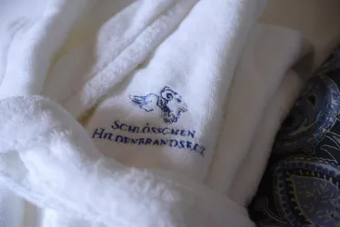 Bademantel Schlößchen Hildenbrandseck