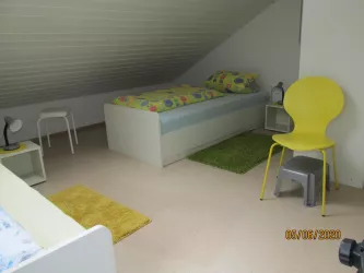 Schlafzimmer 2 mit getrennten Betten