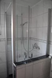 kleine Dusche, petite douche