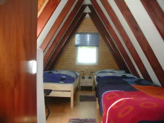 128 3-Bettschlafzimmer (© Gebhardt)