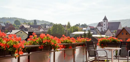 Balkon mit Ausblick auf Wernersberg- (© Edi Klein)