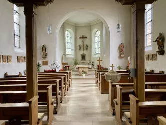 Katholische Kirche Sankt Laurentius Innenansicht