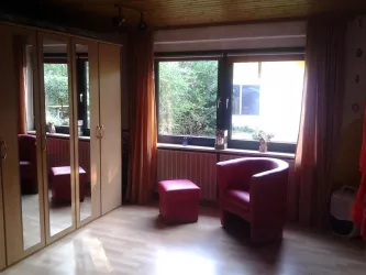 Schlafzimmer (2)
