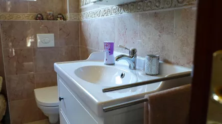 Bad mit Dusche OG