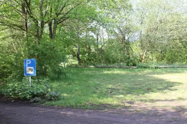 Wohnmobilstellplatz am Bergbad Heltersberg (© Touristikbüro Holzland/Sickinger Höhe)