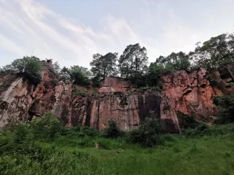 Lindenberger Steinbruch - Cyriakuskapelle