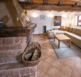 Ansicht II Wohnbereich Ferienhaus Trifels (© Andreas Becker)