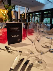 Krimi-Dinner (© Christine Ziegler)