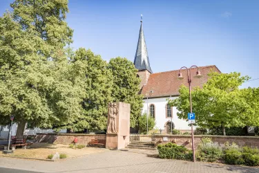 Kirche Böbingen (© Verein SÜW Edenkoben, T. Kujat)