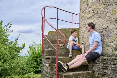 am Wartturm (© Donnersberg-Touristik-Verband e.V., Florian Trykowski)