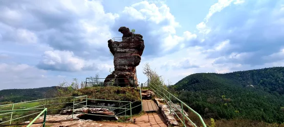Burgruine Drachenfels