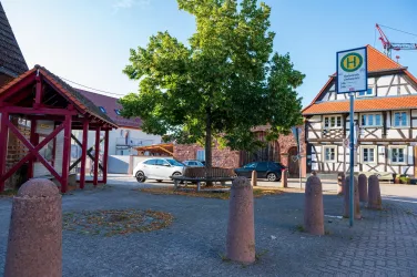 Bushaltestelle Lindenplatz (© Tourismusverein SÜW Bad Bergzabern e.V.)