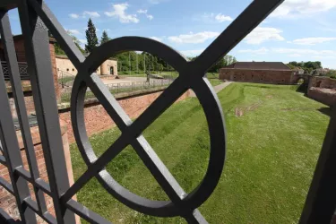 Blick in den Festungspark Fronte Lamotte (© Südpfalz-Tourismus e.V., Fotograf: Paul van Schie)