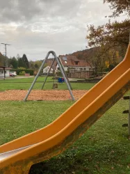 Spielplatz Bild 2 (© Verein SÜW Annweiler e.V.)