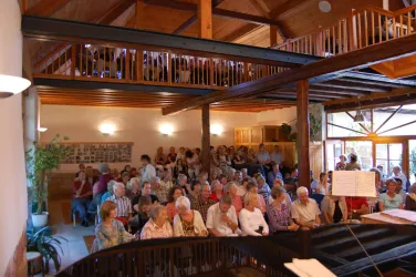 Volles Haus im KlangHof