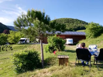 Wohnmobilstellplatz Bild 3 (© Weingut Hahn-Hof GbR)