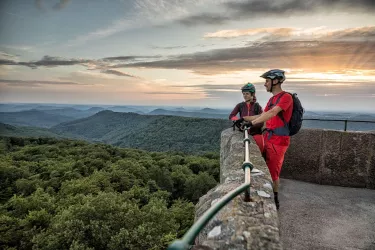 Mountainbiker auf dem Luitpoldturm