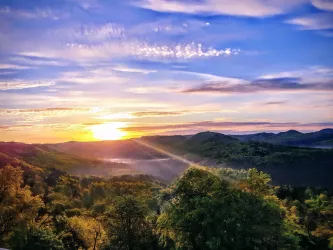 Sonnenaufgang auf Burg Gräfenstein