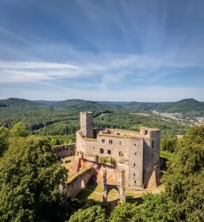 Burg Gräfenstein im Pfälzerwald bei Merzalben
