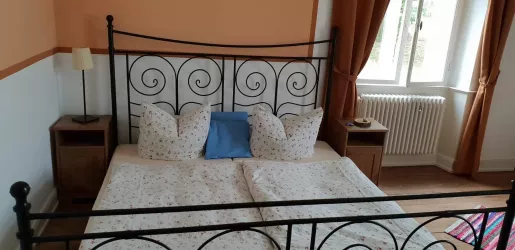 Doppelbett (© Archiv: Hostel Forsthaus)