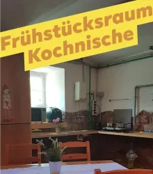 Gemeinschaftsfrühstücksraum mit Küche (© Archiv: Hostel Forsthaus)