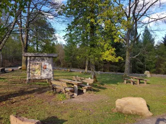 Sitzgruppen am Wanderparkplatz Luitpoldstein