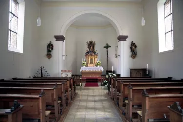 Kath Kirche Kleinfischlingen Inneraum