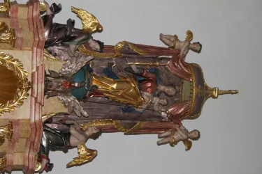 Kath Kirche Kleinfischlingen Altarschmuck