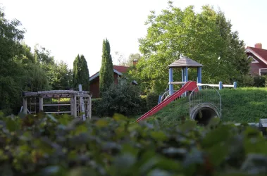Spielplatz Kleinfischlingen (© Kuno Müller)