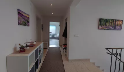 Flur_2