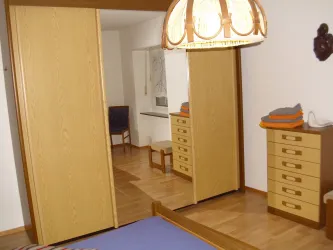 Schlafzimmer 2