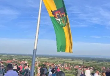 Sonnenbergfahne