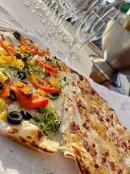 Flammkuchen (© Weingut Harald Schäffer)