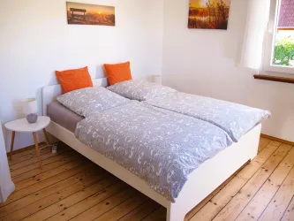 MG Schlafzimmer-1