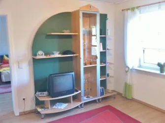 Fernsehwand