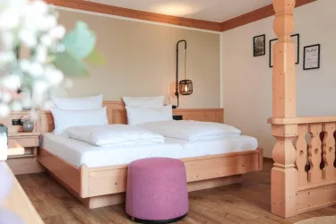 Hotellzimmer mit Doppelbett