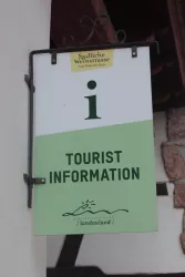 Tourist Information (© Nicola Hoffelder, Landau-Land)