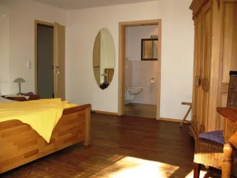ger_umiges_g_stezimmer_2