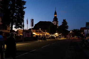 Weinfest am Abend