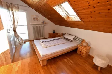 Haus Lorson: Schlafzimmer klein (1) (© Archiv: Haus Lorson)