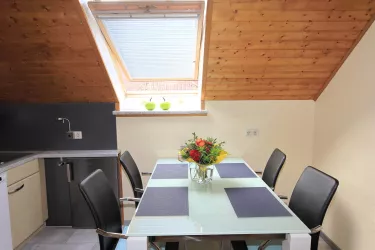 Ferienwohnung Wick - Esstisch (© Archiv: Ferienwohnung Wick)